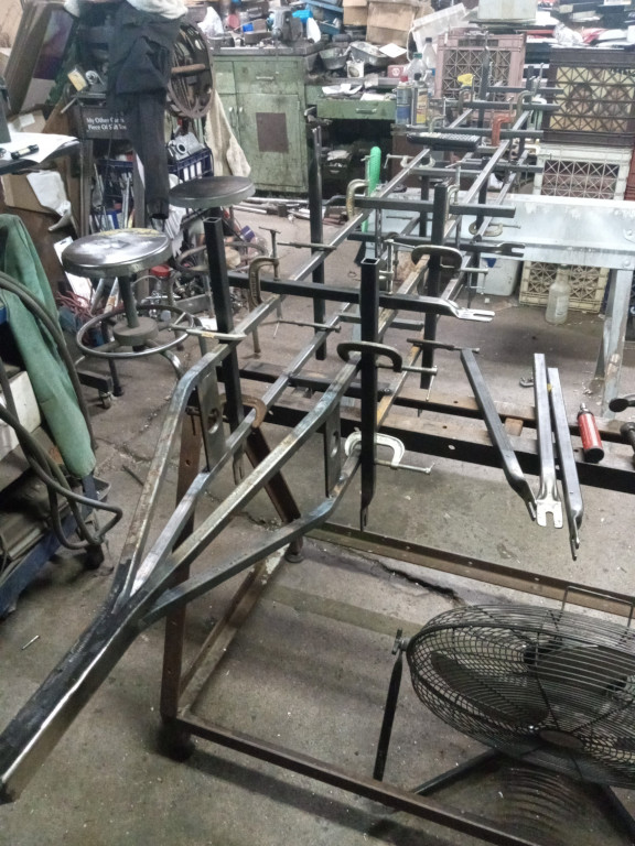 multi wheel frame